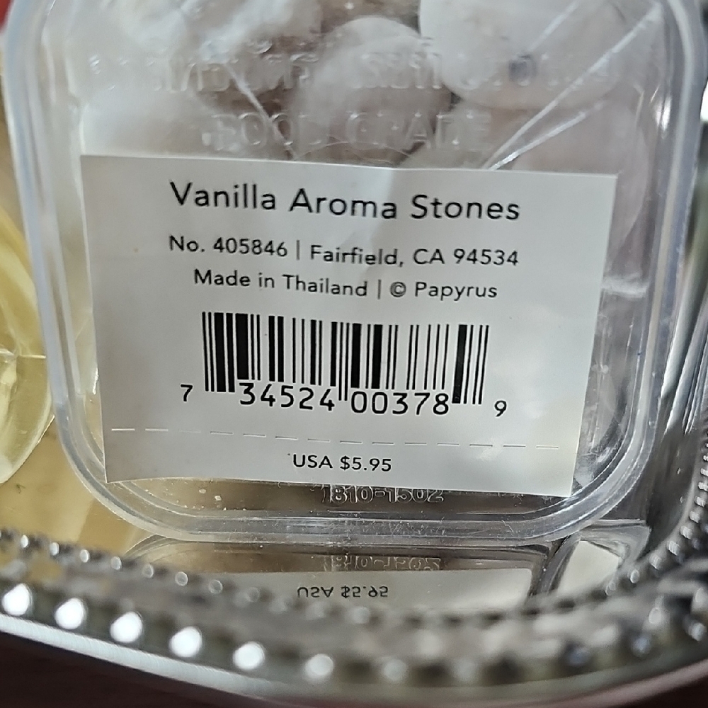 New Papyrus Vanilla Scented Home Room Spray and Aromatic Vanilla Scented Stones - Picture 4 of 8